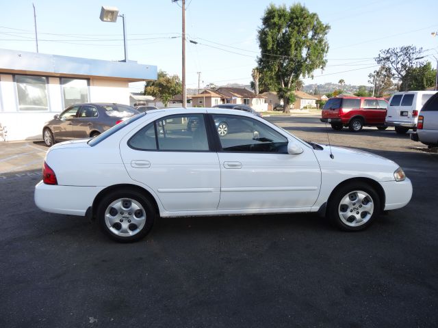 Nissan Sentra 2005 photo 2