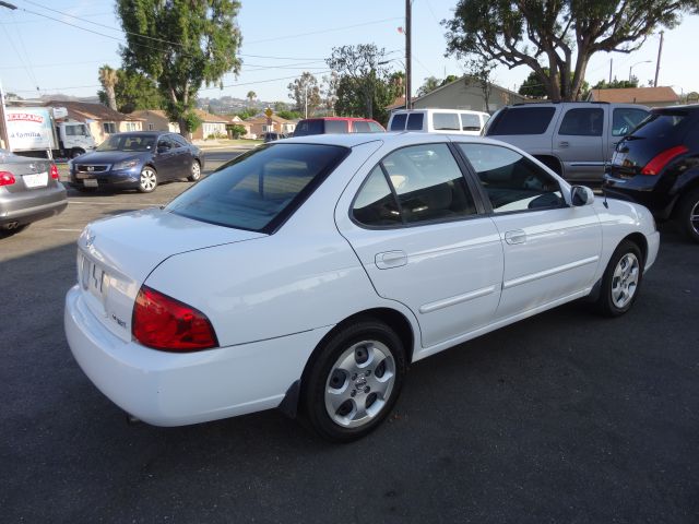 Nissan Sentra 2005 photo 3