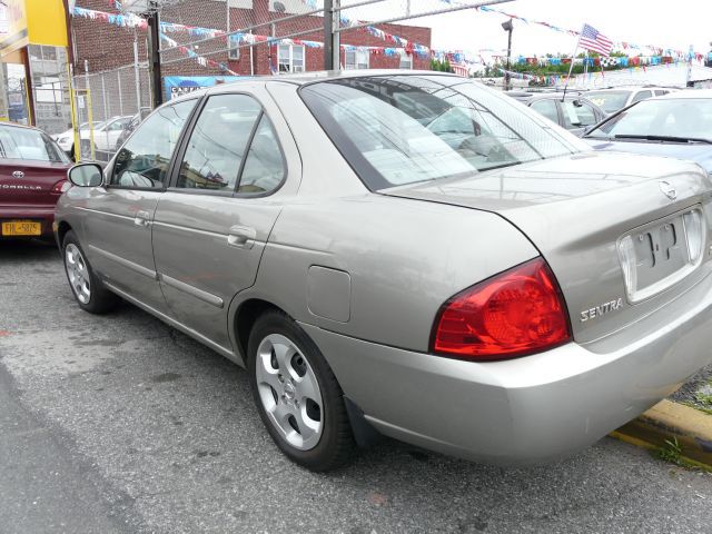 Nissan Sentra 2005 photo 2