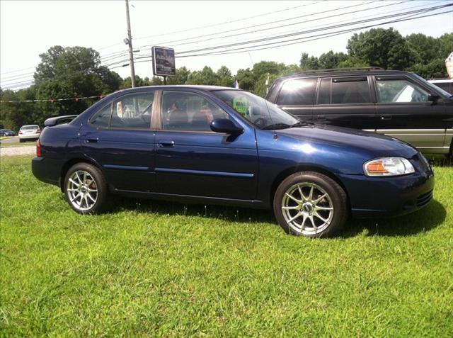 Nissan Sentra 2005 photo 2