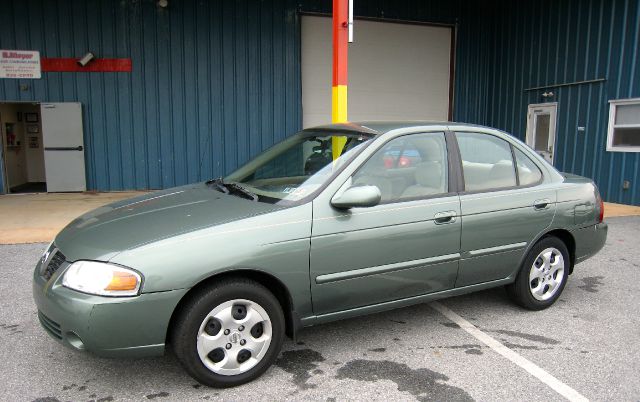 Nissan Sentra 2005 photo 2