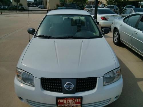 Nissan Sentra 2005 photo 2