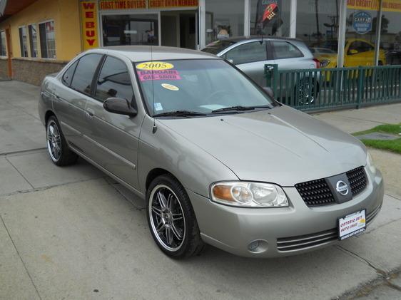 Nissan Sentra 2005 photo 4