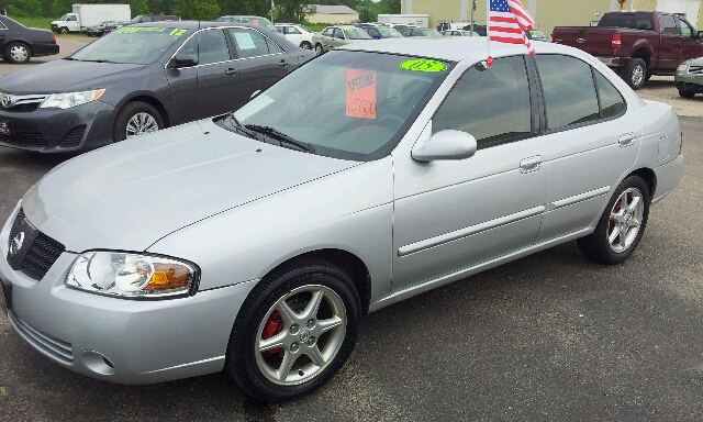 Nissan Sentra 2005 photo 2