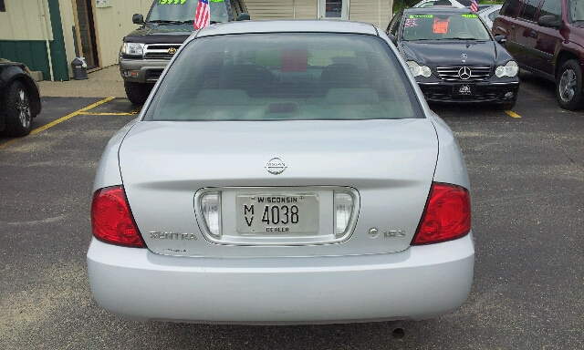 Nissan Sentra 2005 photo 4