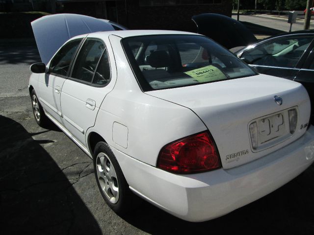 Nissan Sentra 2005 photo 2