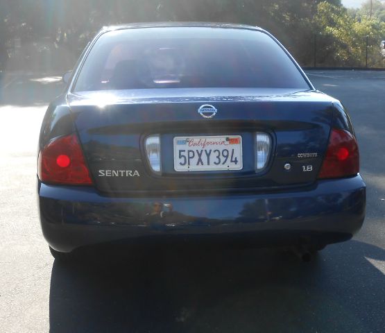 Nissan Sentra 2005 photo 2