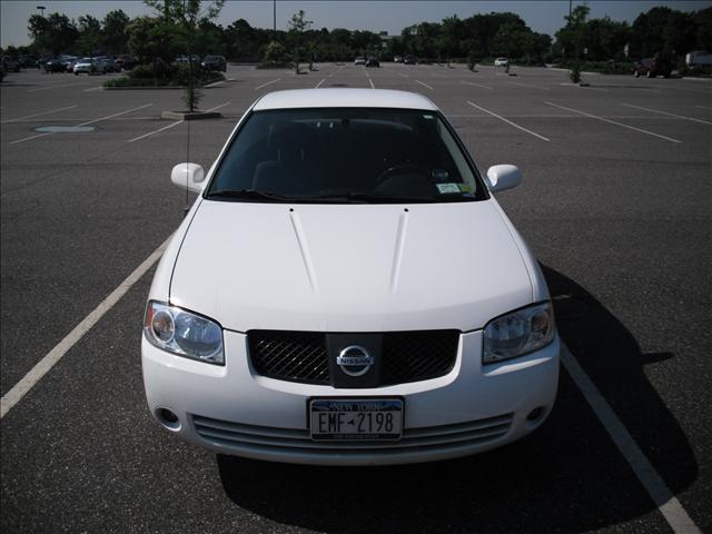 Nissan Sentra 2005 photo 4