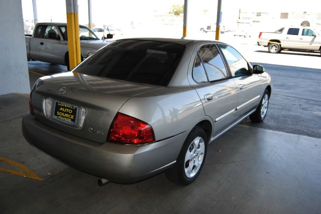 Nissan Sentra 2005 photo 3