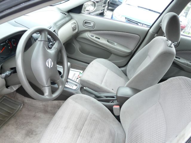 Nissan Sentra 2005 photo 11