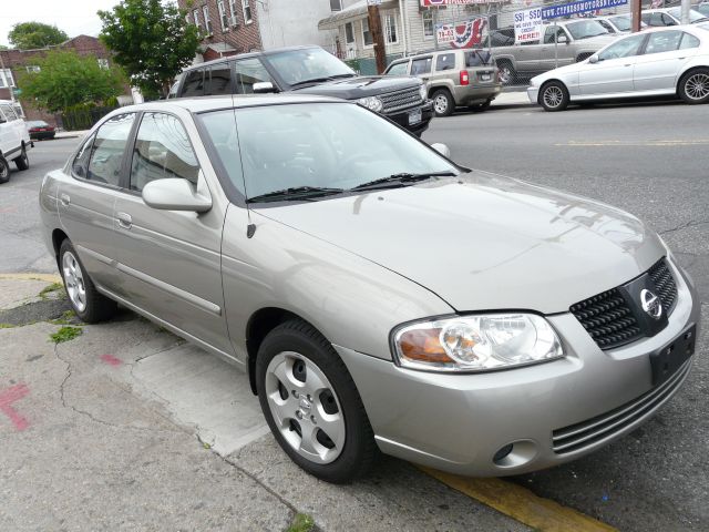 Nissan Sentra 2005 photo 2