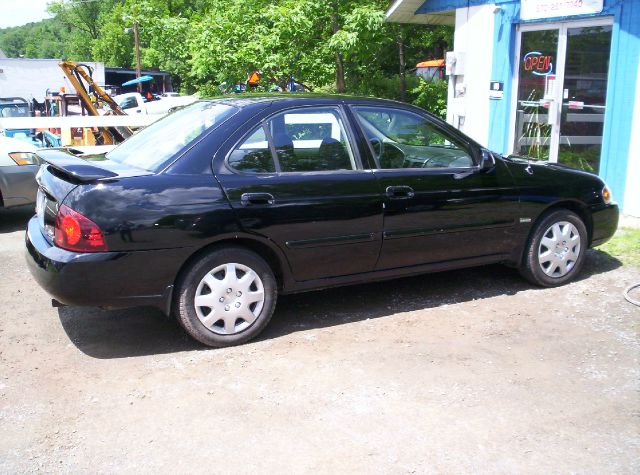 Nissan Sentra 2005 photo 4