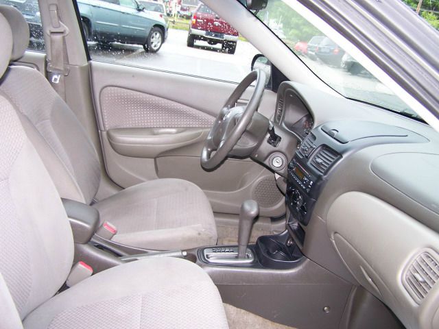 Nissan Sentra 2005 photo 1