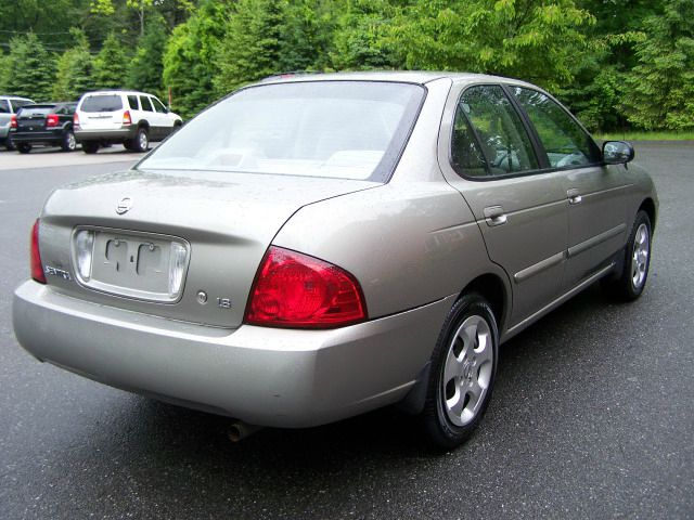 Nissan Sentra 2005 photo 13