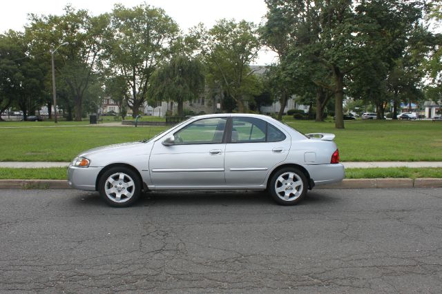 Nissan Sentra 2005 photo 2