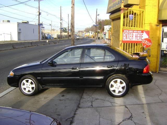 Nissan Sentra 2005 photo 1