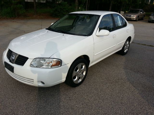 Nissan Sentra 2005 photo 1