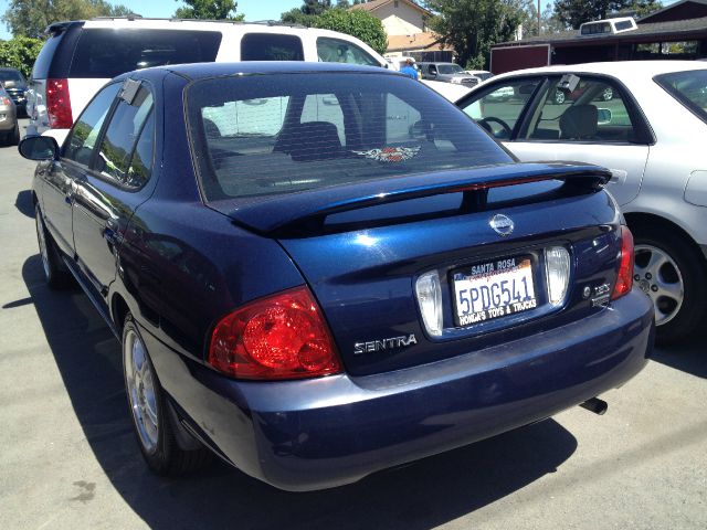 Nissan Sentra 2005 photo 2