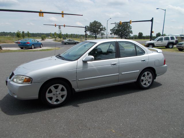 Nissan Sentra 2006 photo 1