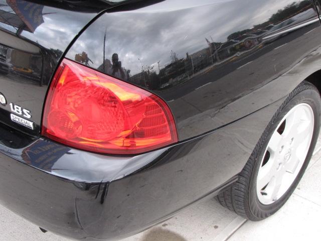 Nissan Sentra 2006 photo 5