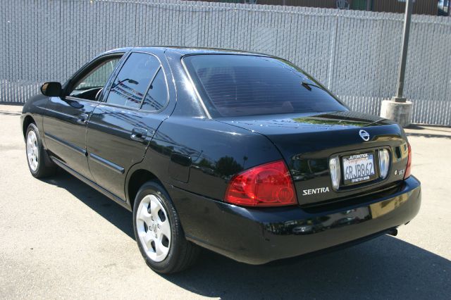 Nissan Sentra 2006 photo 3