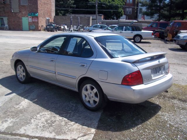 Nissan Sentra 2006 photo 1