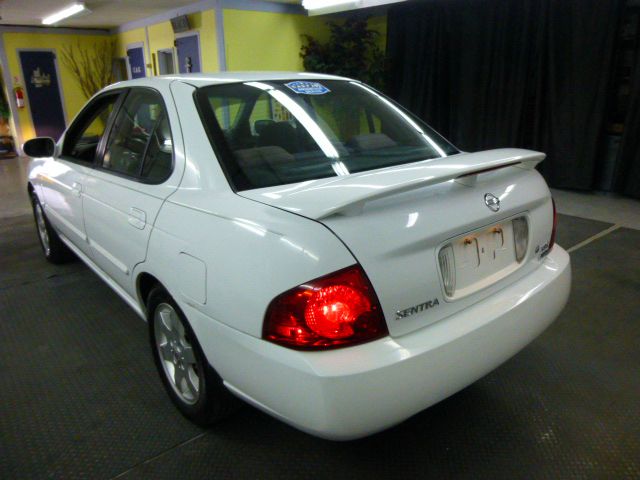 Nissan Sentra 2006 photo 20