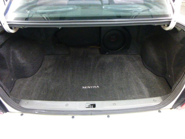 Nissan Sentra 2006 photo 3