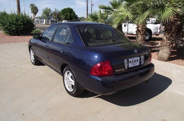 Nissan Sentra 2006 photo 2