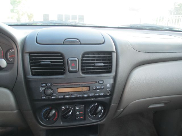 Nissan Sentra 2006 photo 3