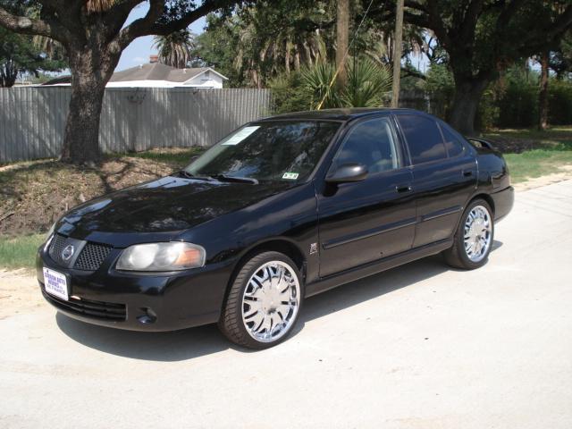 Nissan Sentra Crew Cab Standard Box 4-wheel Drive Denali Sedan