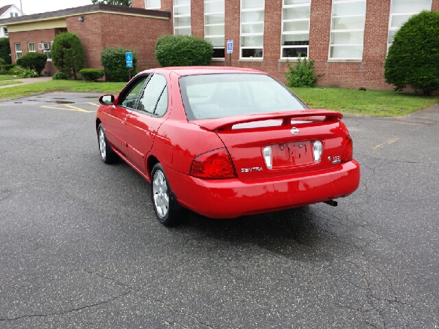 Nissan Sentra 2006 photo 1