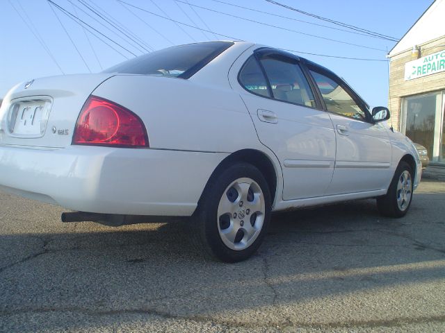 Nissan Sentra 2006 photo 1