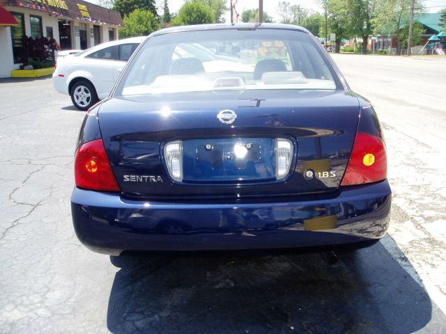 Nissan Sentra 2006 photo 1