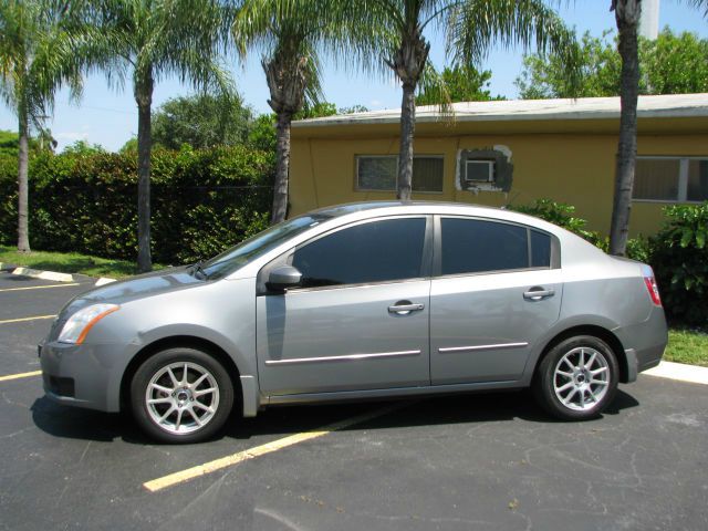 Nissan Sentra 2007 photo 1