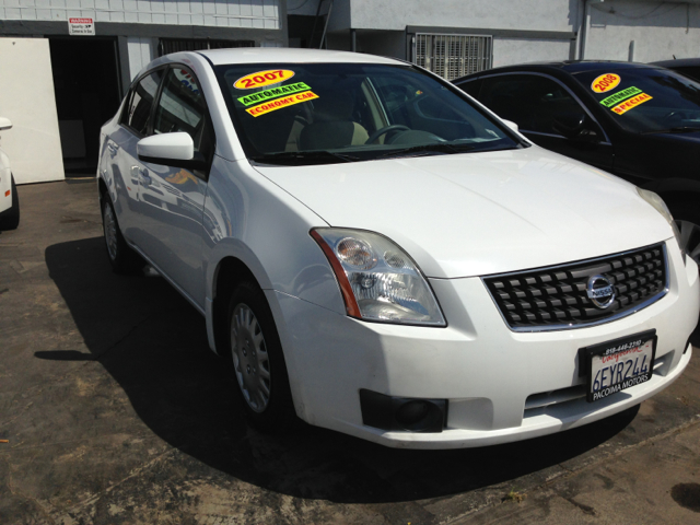 Nissan Sentra 4matic 4dr 3.5L AWD SUV Sedan