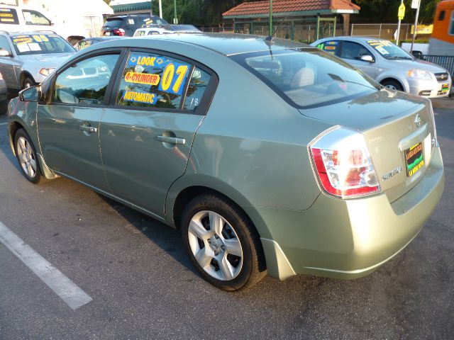 Nissan Sentra 2007 photo 2