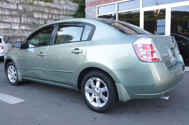 Nissan Sentra 2007 photo 1