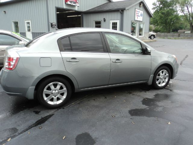 Nissan Sentra 2008 photo 2