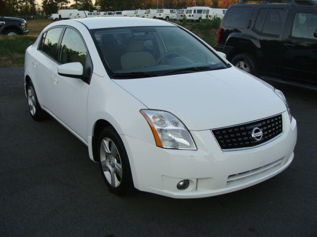 Nissan Sentra SLT Heavy DUTY Sedan