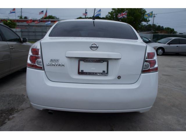 Nissan Sentra 2008 photo 3