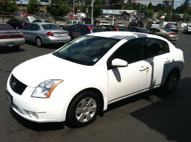 Nissan Sentra 4matic 4dr 3.5L AWD SUV Sedan