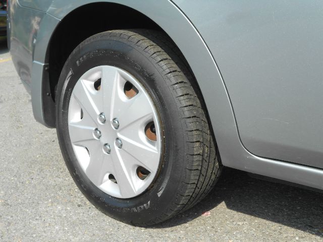 Nissan Sentra 2008 photo 1