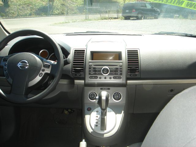 Nissan Sentra 2008 photo 2