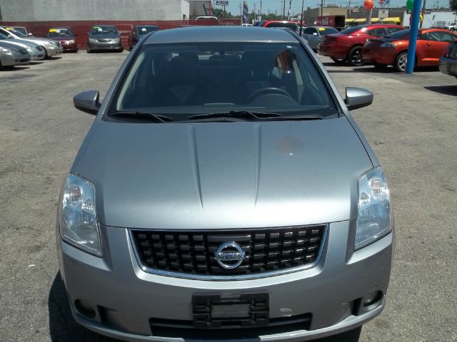 Nissan Sentra SLT Heavy DUTY Sedan