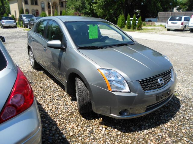 Nissan Sentra SLT Heavy DUTY Sedan