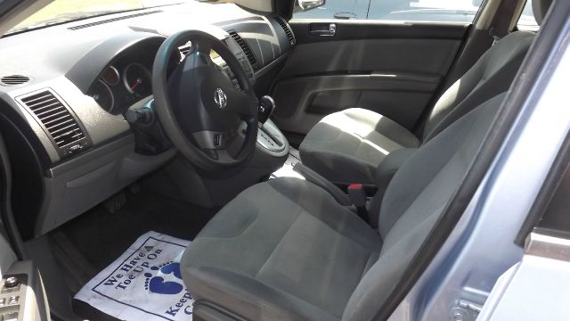 Nissan Sentra 2009 photo 4