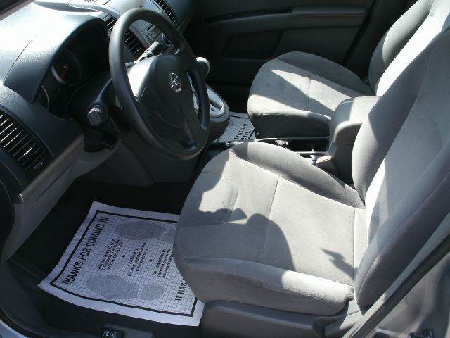 Nissan Sentra 2009 photo 4