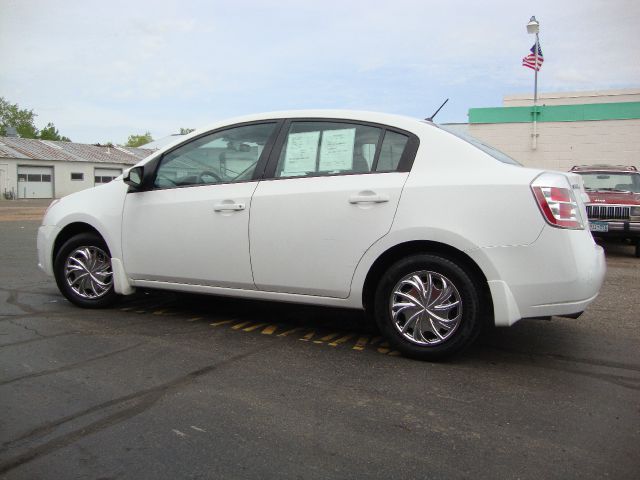 Nissan Sentra 2009 photo 14