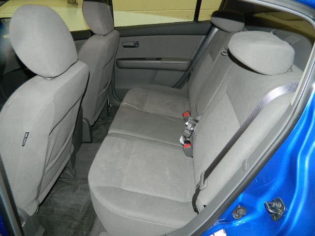 Nissan Sentra 2009 photo 3